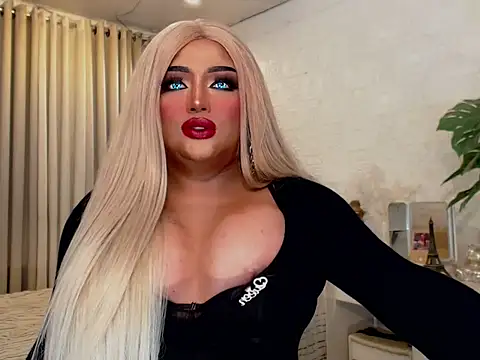 Snapshot of TiffanyWolf chatting on September 2025 02:00:01 AM TiffanyWolf online show from September 2025 02:00:01 AM