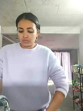Snapshot of aisha_es chatting on February 2025 03:14:02 PM aisha es online show from February 2025 03:14:02 PM