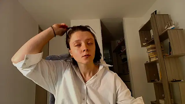 Arya starrk online show from October 2025 04:17:02 PM