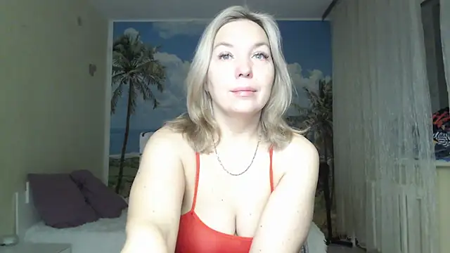 Snapshot of soaring_love chatting on December 2024 04:16:02 AM soaring love online show from December 2024 04:16:02 AM