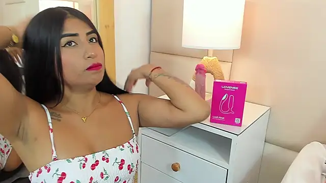 Snapshot of AntoniaRoss_ chatting on March 2026 01:26:01 PM AntoniaRoss online show from March 2026 01:26:01 PM