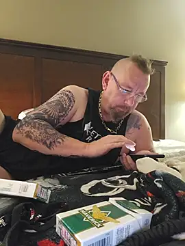 Littledick007007 online show from November 2025 01:24:03 PM