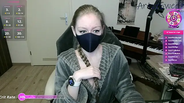 Snapshot of ArtofSweet chatting on October 2025 05:57:02 PM ArtofSweet online show from October 2025 05:57:02 PM