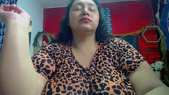 Snapshot of TistMature chatting on December 2024 01:39:02 PM TistMature online show from December 2024 01:39:02 PM