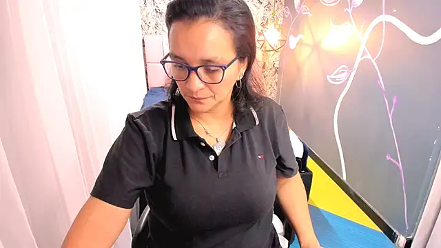 MarilynMiilf  online show from March 2025 01:37:01 AM