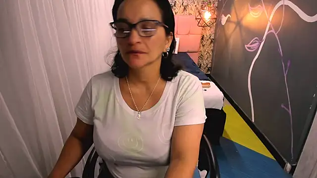 MarilynMiilf  online show from March 2025 01:21:02 AM