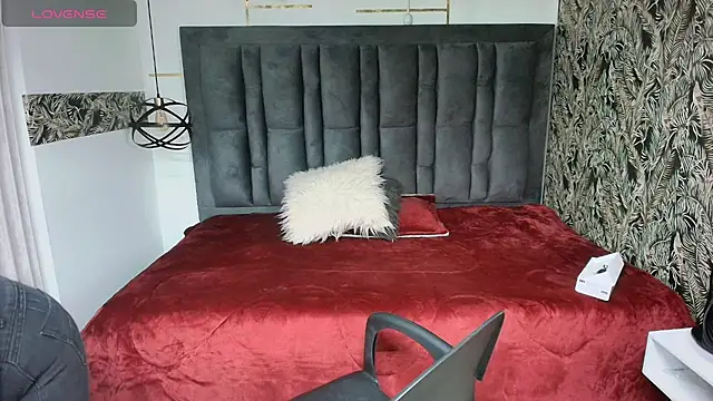 MarilynMiilf  online show from June 2026 05:36:01 PM