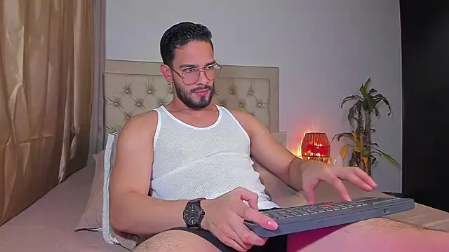 Snapshot of Josseph1_ chatting on February 2025 12:52:01 AM Josseph1 online show from February 2025 12:52:01 AM