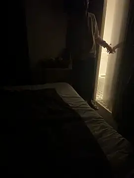 Snapshot of ThatGuyNextDoor1992 chatting on November 2025 03:01:01 AM ThatGuyNextDoor1992 online show from November 2025 03:01:01 AM