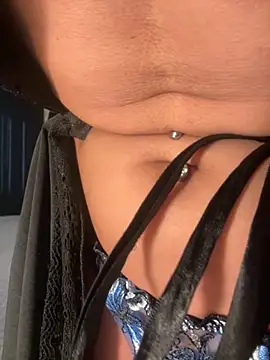 Snapshot of AliceStone19 chatting on September 2025 11:59:01 AM AliceStone19 online show from September 2025 11:59:01 AM