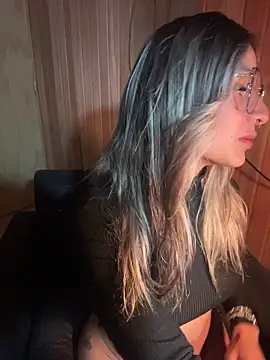 AliceStone19 online show from April 2026 02:26:02 AM