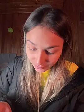 AliceStone19 online show from June 2026 05:28:02 PM