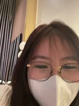 Onee-Chew online show from February 2026 12:39:02 PM