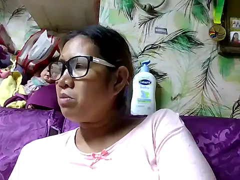 sweet smile4u online show from April 2026 03:53:01 PM