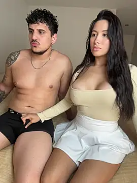 Snapshot of Sexandfire chatting on November 2025 09:39:01 PM Sexandfire online show from November 2025 09:39:01 PM