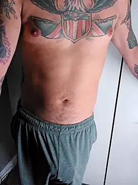 Midwest-exhibistionist online show from October 2025 03:50:01 AM