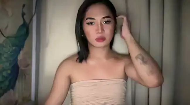 Snapshot of Seductive_Lena chatting on December 2024 06:01:01 AM Seductive Lena online show from December 2024 06:01:01 AM