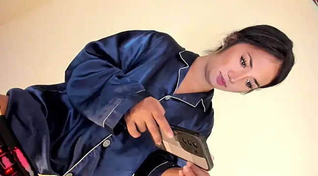 Snapshot of Seductive_Lena chatting on January 2025 05:37:01 AM Seductive Lena online show from January 2025 05:37:01 AM