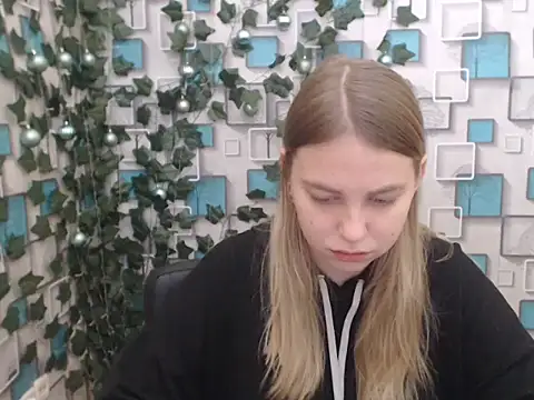 klerkarina online show from January 2025 06:09:01 AM