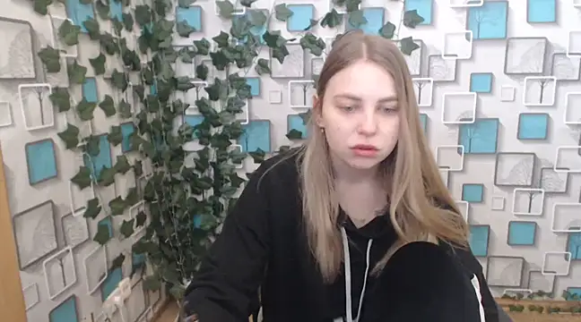 klerkarina online show from February 2025 05:44:02 AM