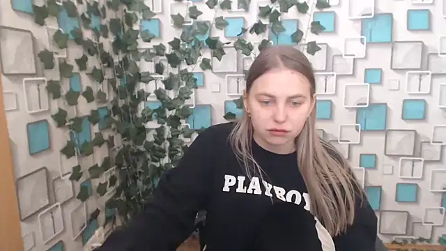 klerkarina online show from March 2025 09:33:02 AM