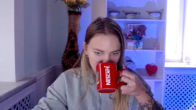 klerkarina online show from October 2025 05:17:02 AM