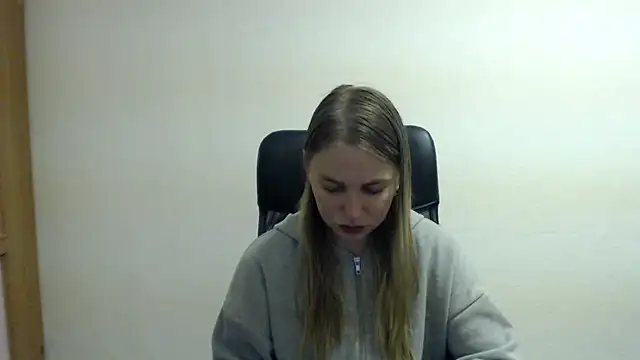 klerkarina online show from October 2025 06:16:02 AM