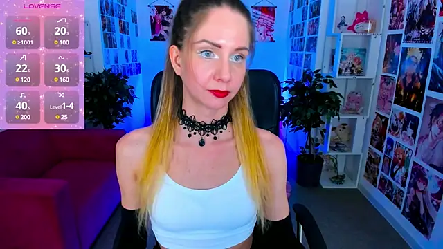 Snapshot of GrayceWild chatting on January 2025 11:45:01 AM GrayceWild online show from January 2025 11:45:01 AM