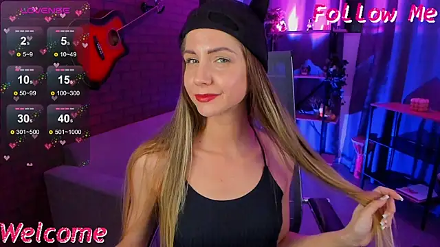 Snapshot of GrayceWild chatting on February 2025 02:48:01 PM GrayceWild online show from February 2025 02:48:01 PM