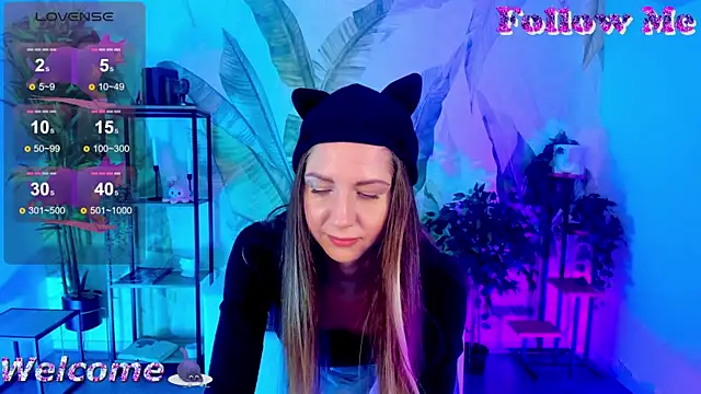 Snapshot of GrayceWild chatting on March 2025 05:31:01 AM GrayceWild online show from March 2025 05:31:01 AM