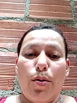Snapshot of Diana_Lozano chatting on December 2024 05:13:01 PM Diana Lozano online show from December 2024 05:13:01 PM