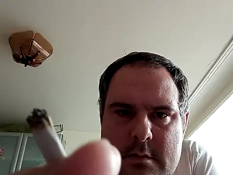 tididi1986 online show from October 2025 01:56:02 PM