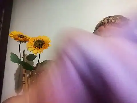 Robertino21cm online show from October 2025 04:31:01 AM