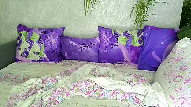 pink dawn online show from September 2025 12:48:02 AM