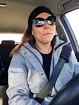 Snapshot of Ellie-L-Elizabeth chatting on February 2025 08:17:02 PM Ellie-L-Elizabeth online show from February 2025 08:17:02 PM