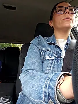 Snapshot of Ellie-L-Elizabeth chatting on September 2025 02:43:01 PM Ellie-L-Elizabeth online show from September 2025 02:43:01 PM