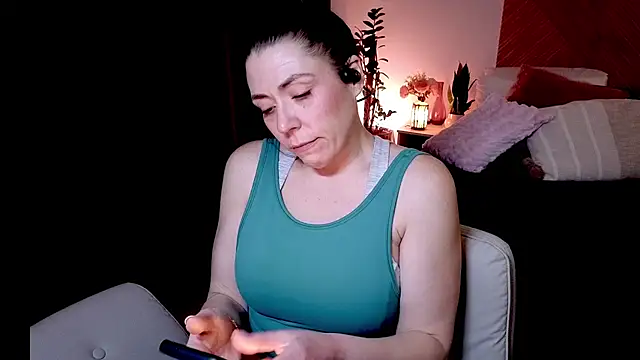 Ellie-L-Elizabeth online show from May 2026 03:01:01 AM