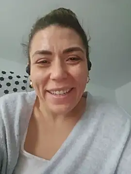 Ellie-L-Elizabeth online show from June 2026 07:05:02 PM