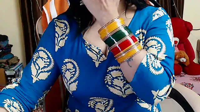 Snapshot of Naughty_Kashish chatting on December 2024 12:55:02 PM Naughty Kashish online show from December 2024 12:55:02 PM