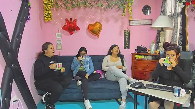 lesbiancuple online show from March 2026 12:44:02 PM