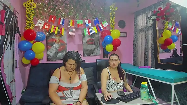 lesbiancuple online show from June 2026 12:13:02 PM