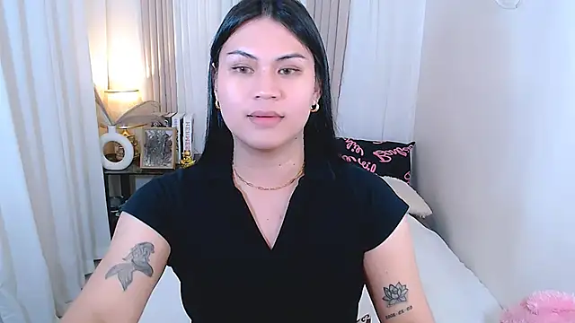 Snapshot of Mimi_Cums chatting on October 2025 04:04:01 PM Mimi Cums online show from October 2025 04:04:01 PM
