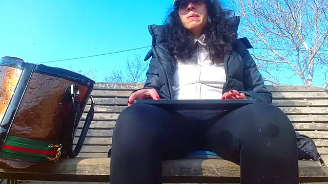 Snapshot of SquirtyMellissaLabia chatting on February 2025 12:05:02 PM SquirtyMellissaLabia online show from February 2025 12:05:02 PM