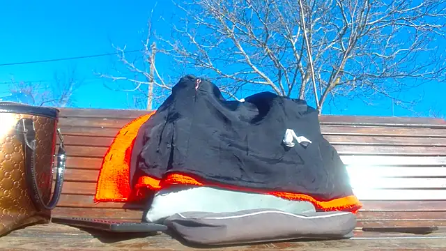 Snapshot of SquirtyMellissaLabia chatting on March 2025 07:47:02 AM SquirtyMellissaLabia online show from March 2025 07:47:02 AM