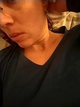 Snapshot of SquirtyMellissaLabia chatting on October 2025 07:56:02 PM SquirtyMellissaLabia online show from October 2025 07:56:02 PM