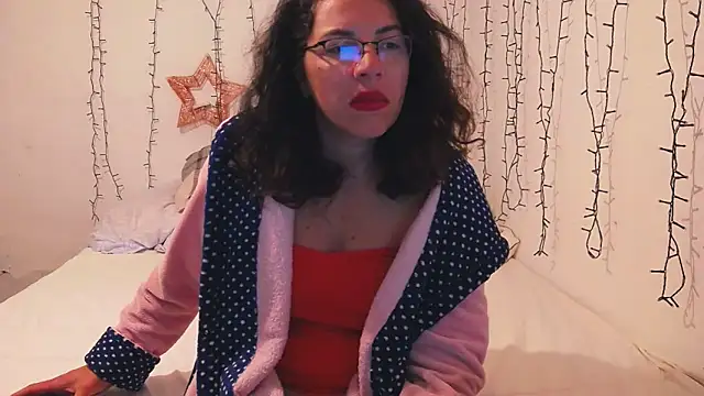 Snapshot of SquirtyMellissaLabia chatting on October 2025 04:18:02 AM SquirtyMellissaLabia online show from October 2025 04:18:02 AM