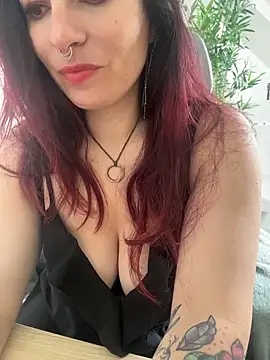 LunaMoongirl online show from May 2026 09:47:02 AM