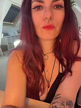 Snapshot of LunaMoongirl chatting on July 2026 05:26:02 PM LunaMoongirl online show from July 2026 05:26:02 PM