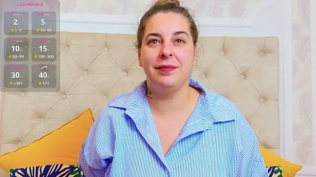 KarinaNoir online show from October 2025 02:53:02 AM