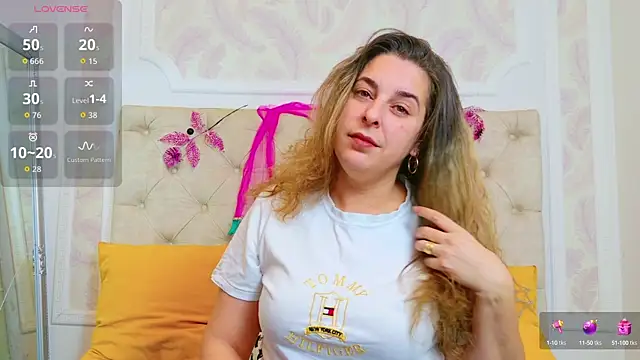 KarinaNoir online show from November 2025 05:09:01 AM